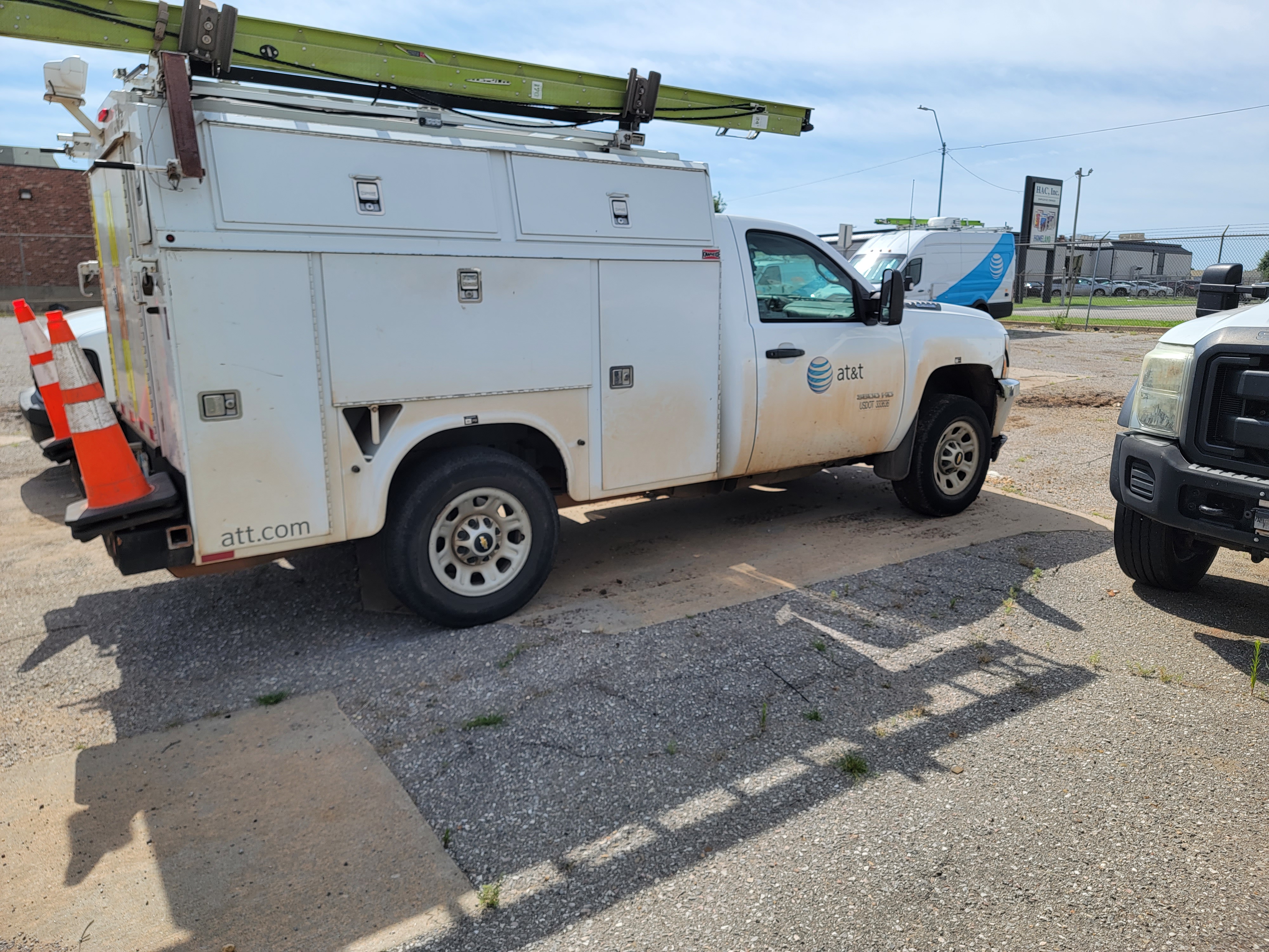 Commercial fleet washing for Att in Oklahoma City, Ok